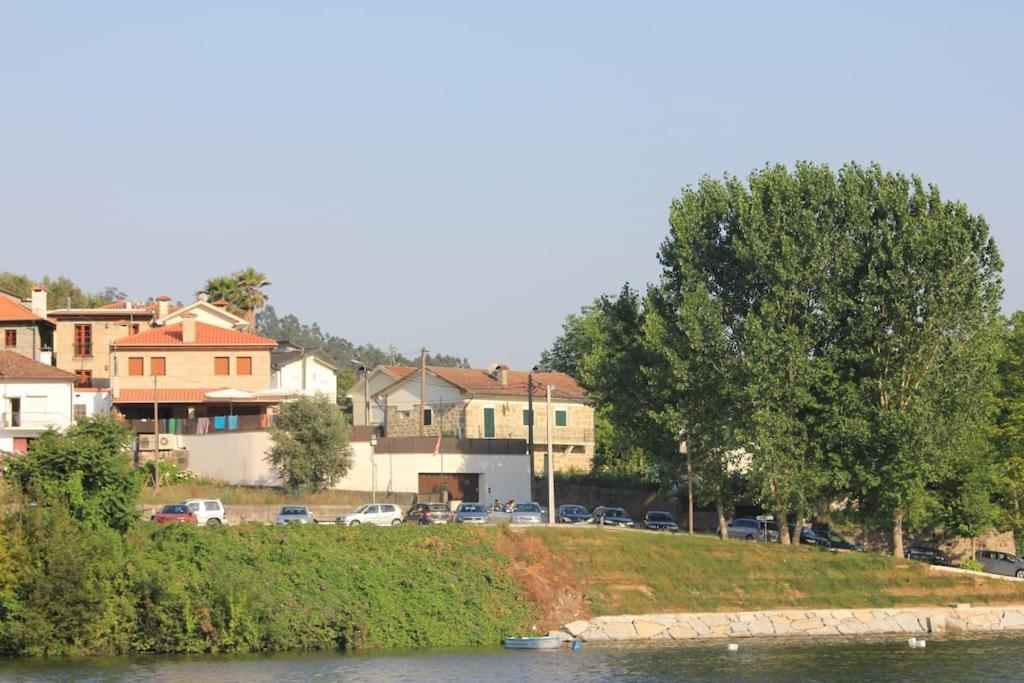 הוילה Torrão Meus Rios - Moradia T1 Entre O Douro E Tamega מראה חיצוני תמונה
